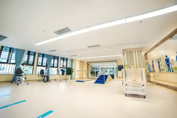 E句话 | 董璇“新婚即分居”？